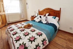MALTINGS ROAD- click for photo gallery